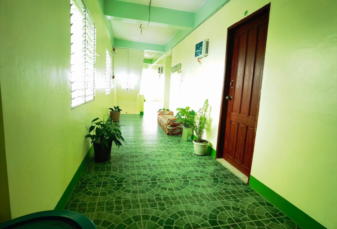 RedDoorz D128 Lodge Cagayan Valley Tuguegarao Zewnętrze zdjęcie